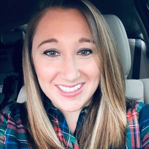 Meet your Posher, Melissa